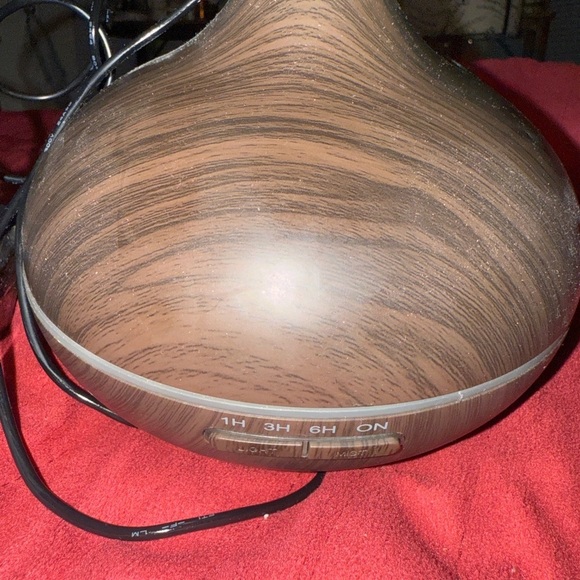 Wood Grain Essential Oil Diffuser - Picture 1 of 1